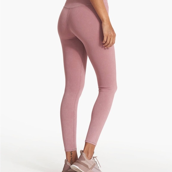 Vuori Washed Studio Leggings - Picture 3 of 11